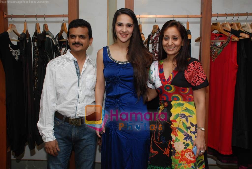 Tara Sharma at the Launch of Araiya Spring Summer Collection at FUEL - The Fashion store on 10th Feb 2010  