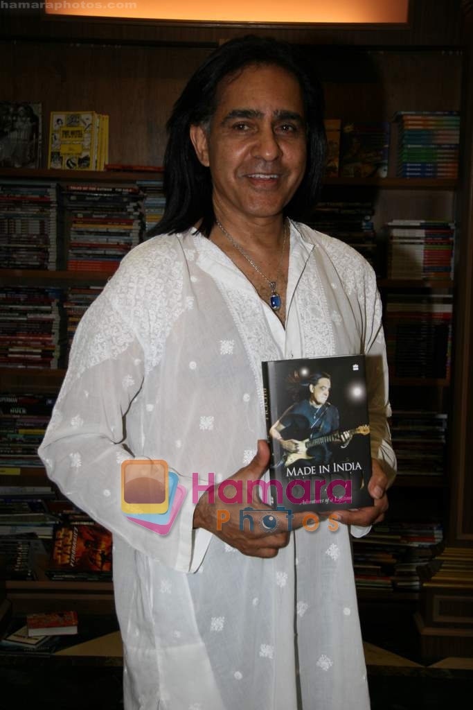 Made in India Biddu's book launch in Landmark on 10th Feb 2010 
