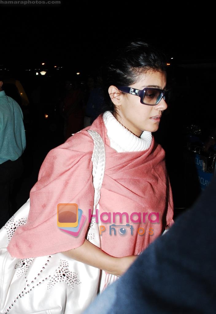 Kajol leave for My Name Is Khan premiere in Mumbai on 10th Feb 2010 ~0