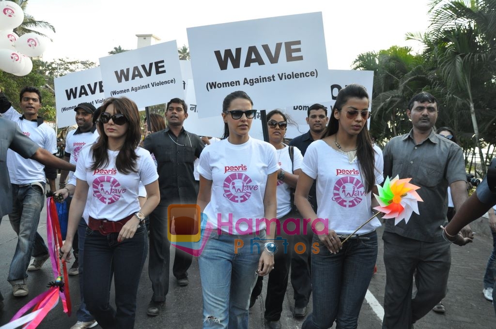 Minissha Lamba, Neha Dhupia, Mugdha Godse protest against Domestic voilence on Women in Bandra, Mumbai on 16th Feb 2010 ~0