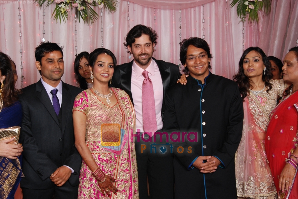 Hrithik Roshan at DR PK Aggarwal's daughter's wedding in ITC Grand Maratha on 20th Feb 2010 