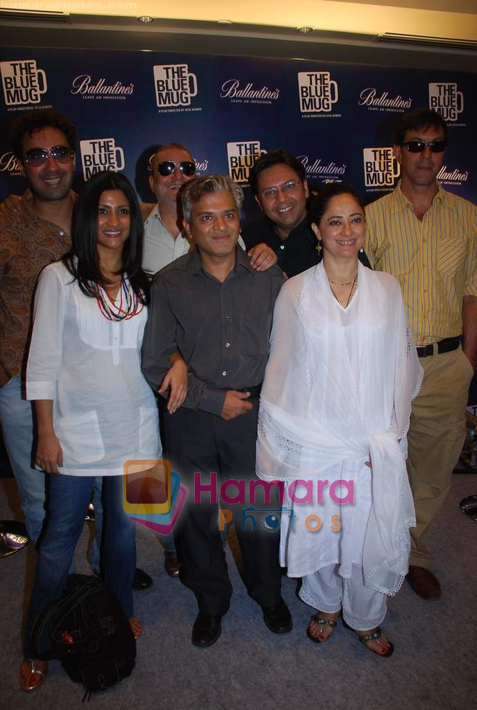Konkana Sen Sharma, Ranvir Shorey, Vinay Pathak, Rajat Kapoor, Sheeba Chaddha at The Blue Mug play press meet in Trident, Bandra on 19th Feb 2010 