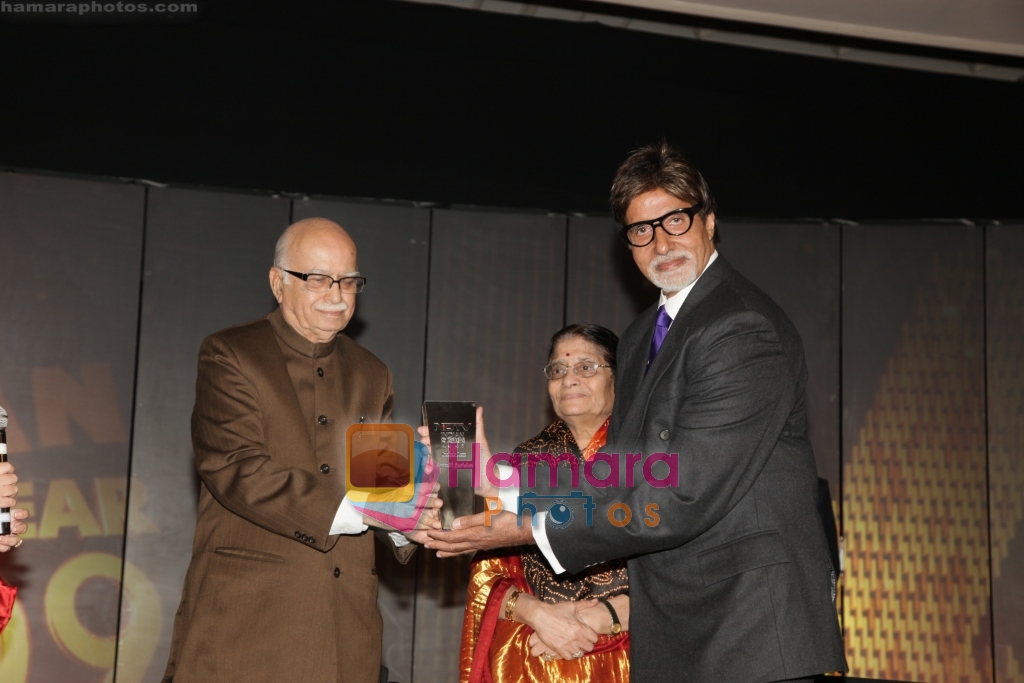 Amitabh at NDTV Announces Winners of Indian of The Year 2009 