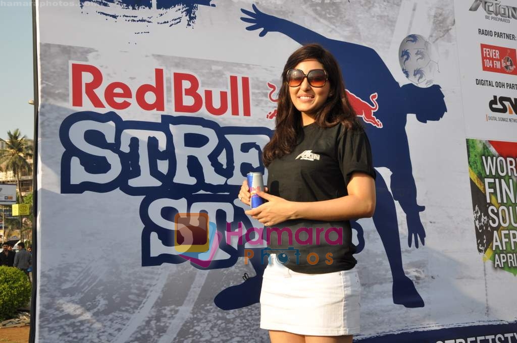 Pooja Chopra at Red Bull Free Style event in Bandra on 27th Feb 2010 