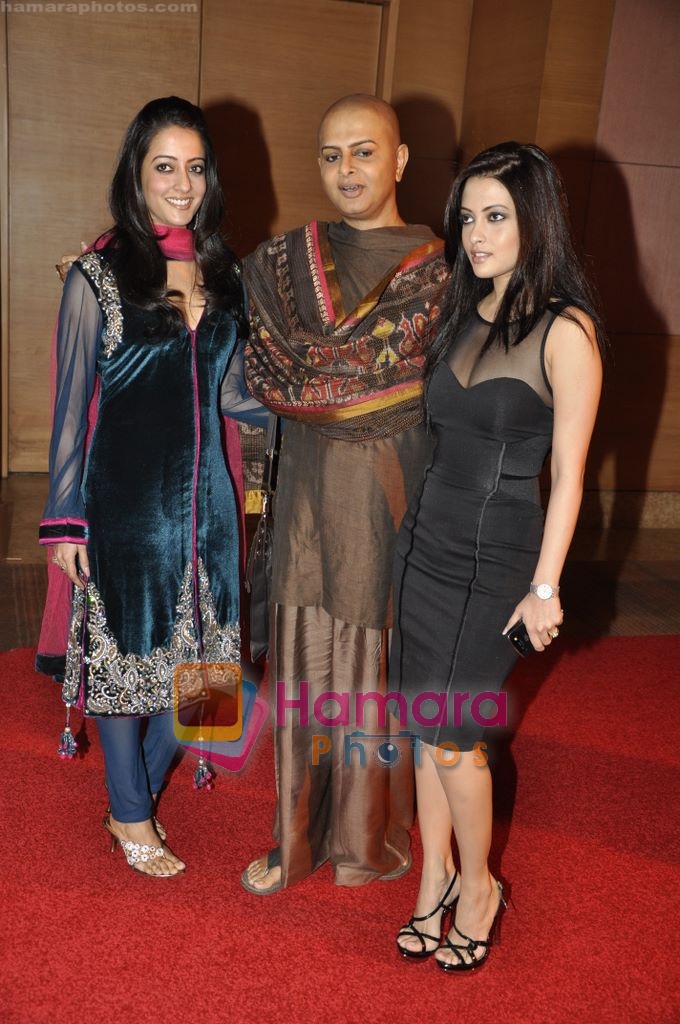 Riya and Raima Sen at Anil Ambani's Big Pictures Success Bash in Grand Hyatt, Mumbai on 28th Feb 2010 