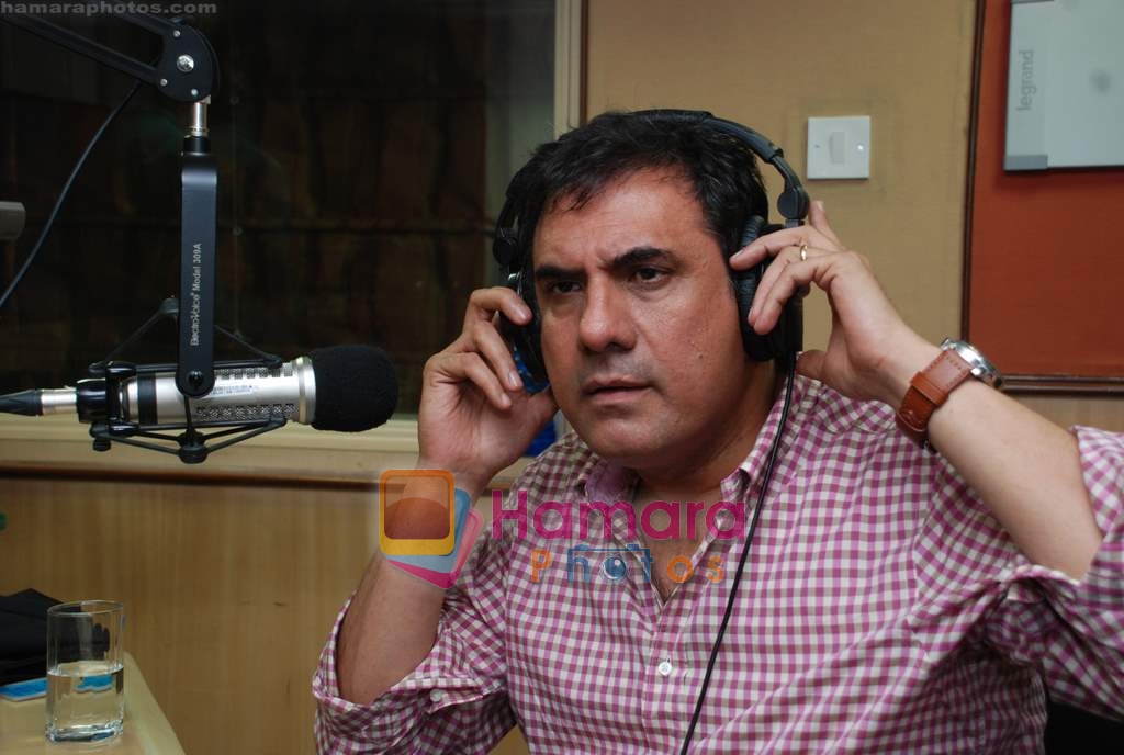 Boman Irani at Well done Abba starcast in Radio City, Bandra, Mumbai on 4th March 2010 