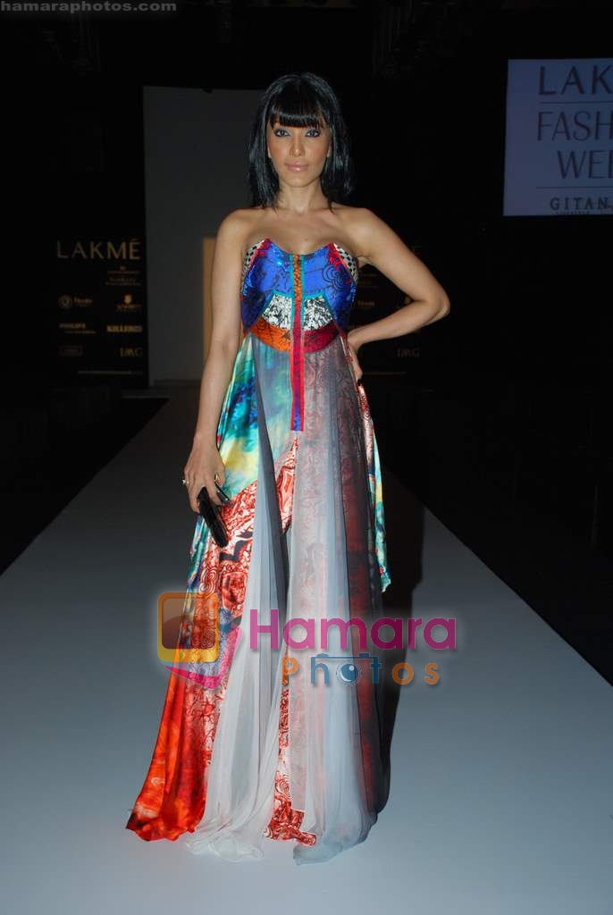 Koena Mitra at Lakme Fashion Week 2010 Day 1 on 5th March 2010 