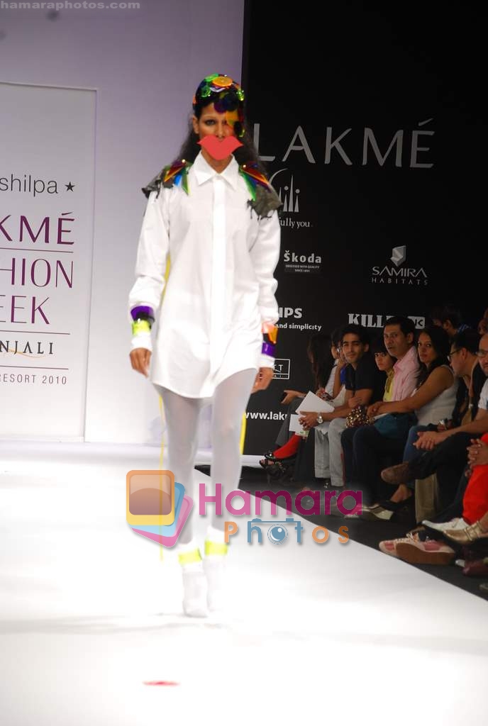 Model walks the ramp for Little Shilpa Show in Grand Hyatt, Mumbai on 5th March 2010 