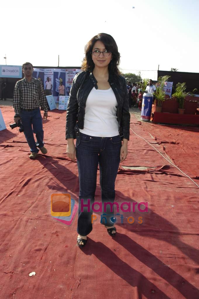 Tisca Chopra at Lavassa car race for women in Bandra on 6th March 2010 