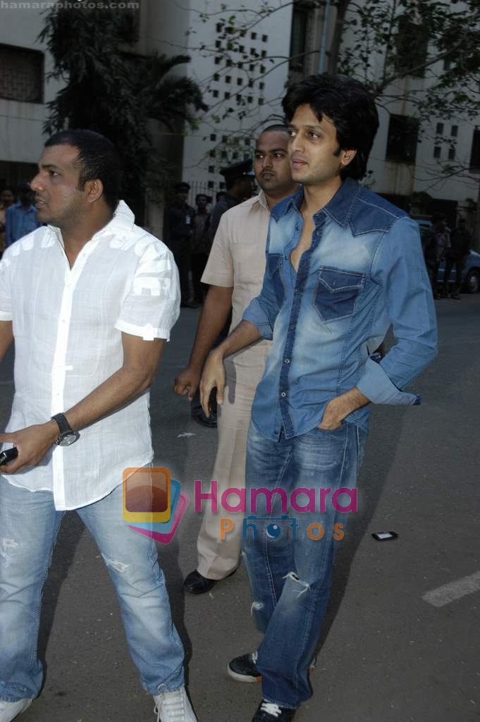 Ritesh Deshmukh at the launch of Khaugalli in Andheri on 7th March 2010 ~0