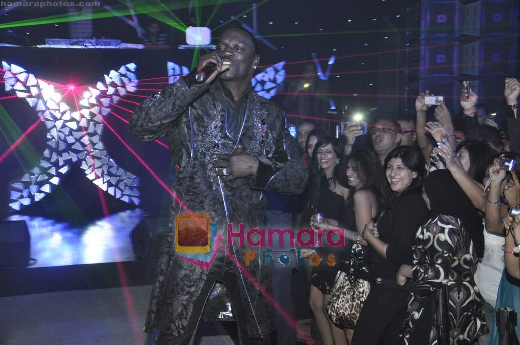 Akon at SRK Akon bash in J W Marriott on 8th March 2010 