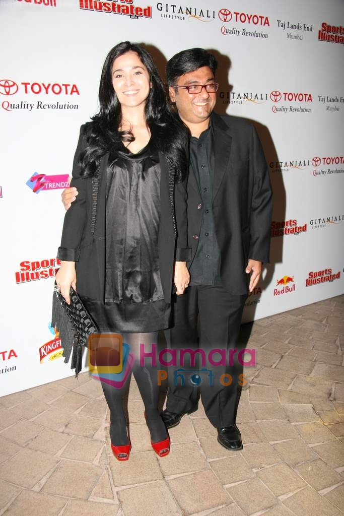 Simone Singh at Sports Illustrated Awards in Taj Land's End on 8th March 2010 