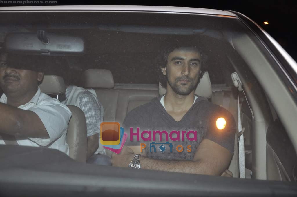 Kunal Kapoor at SRK's bash for Akon in Mannat on 9th March 2010 