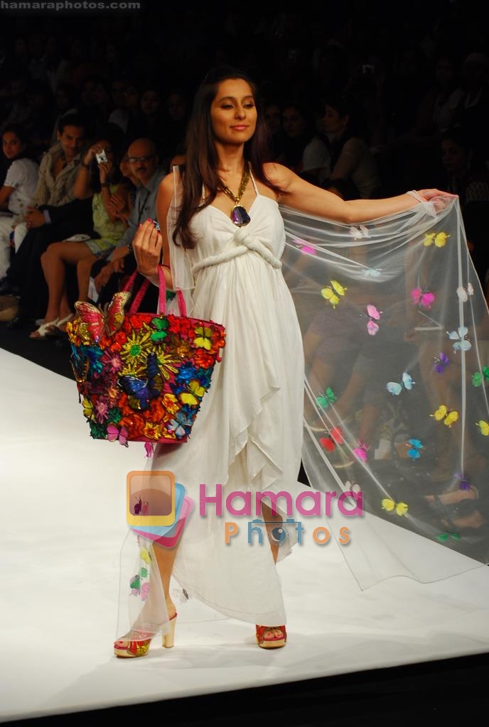 Model walks the ramp for Accessory Show at LIFW 2010 Day 5 in Grand Hyatt, Mumbai on 9th March 2010 