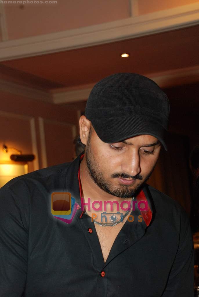 Harbhajan Singh at CNN IBN heroes event in Trident, Mumbai on 10th March 2010 
