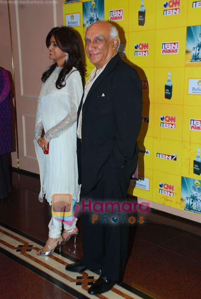 Yash Chopra at CNN IBN heroes event in Trident, Mumbai on 10th March 2010 