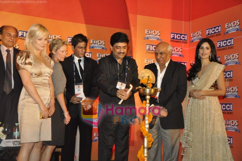Shahrukh Khan, Karan Johar, Yash Chopra, Katrina Kaif at FICCI Frames inauguration in Rennaisance Hotel, Powai on 15th March 2010 