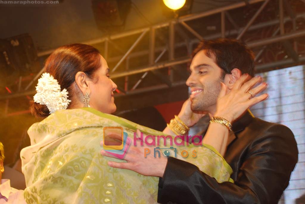 Poonam Sinha, Luv Sinha at the Music Launch of movie Sadiyaan in The Club on 16th March 2010 