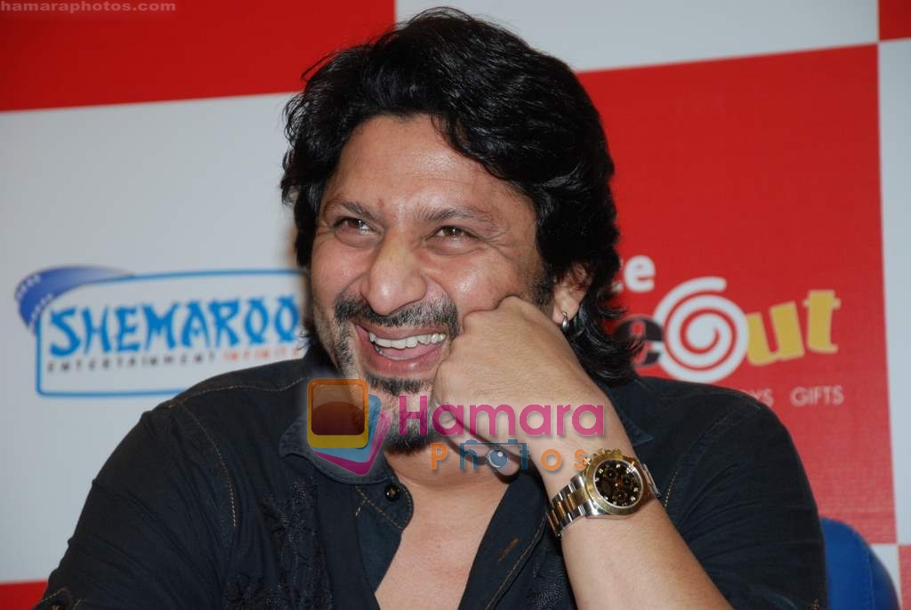 Arshad Warsi launch DVD of Ishqiya in Reliance Timeout, Bandra on 18th March 2010 