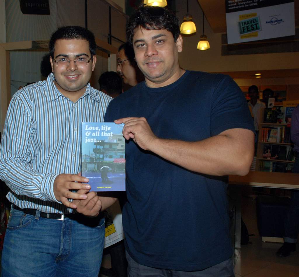 Ahmed Faiyaz, Cyrus Broacha at Ahmed Faiyaz book launch in Crossword, kemps corner on 24th March 2010