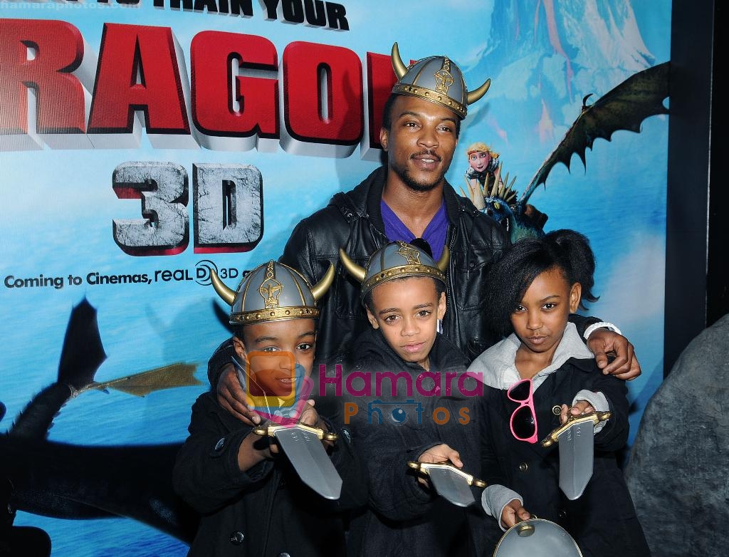 at How to Train your Dragon UK premiere on 28th March 2010 