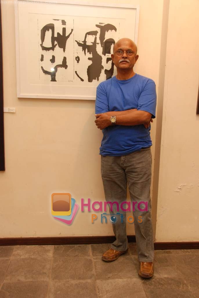 at Prabhakar Kolte's exhibition in Point of View, Colaba on 2nd April 2010 