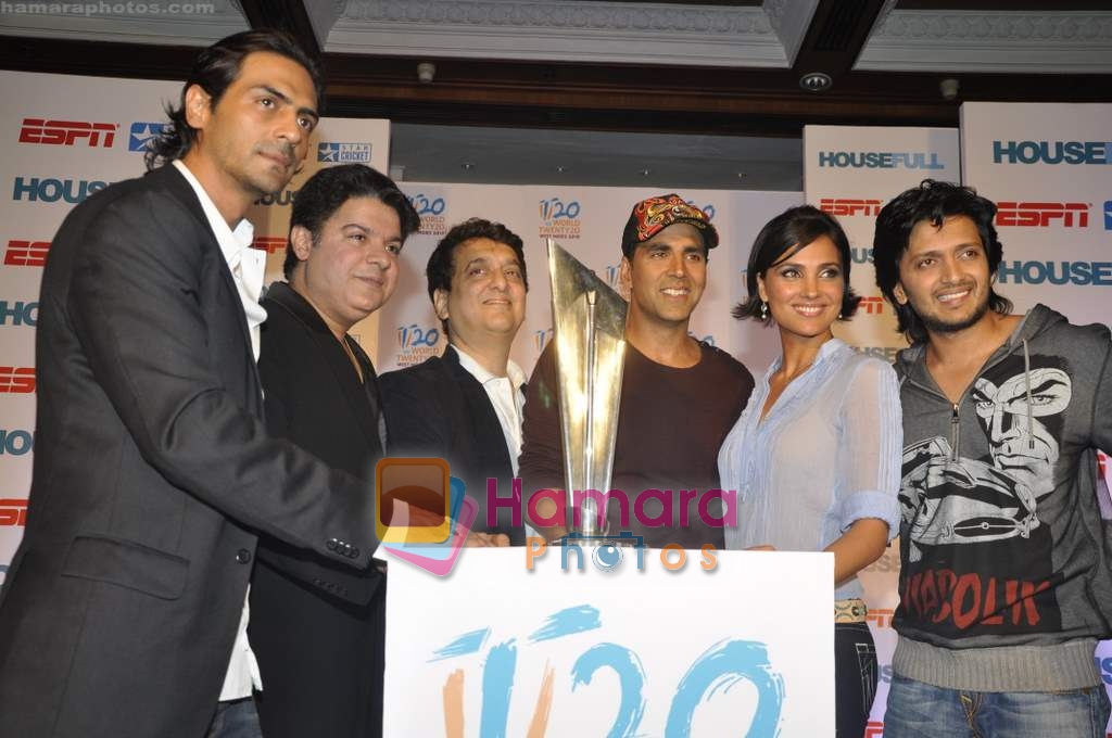 Arjun Rampal, Sajid Khan, Sajid Nadiadwala, Akshay Kumar, Lara Dutta, Ritesh Deshmukh at Housefull-ICC T20 World Cup media meet Taj Lands End, Bandra, Mumbai on 14th April 2010 