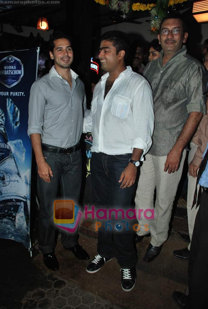Dino Morea at the Launch of Crepe  Station in 7 Bungalows on 15th April 2010 