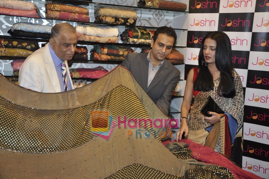 Celina Jaitley at the Launch of Jashn store in Corum Mall, Thane on 18th April 2010 