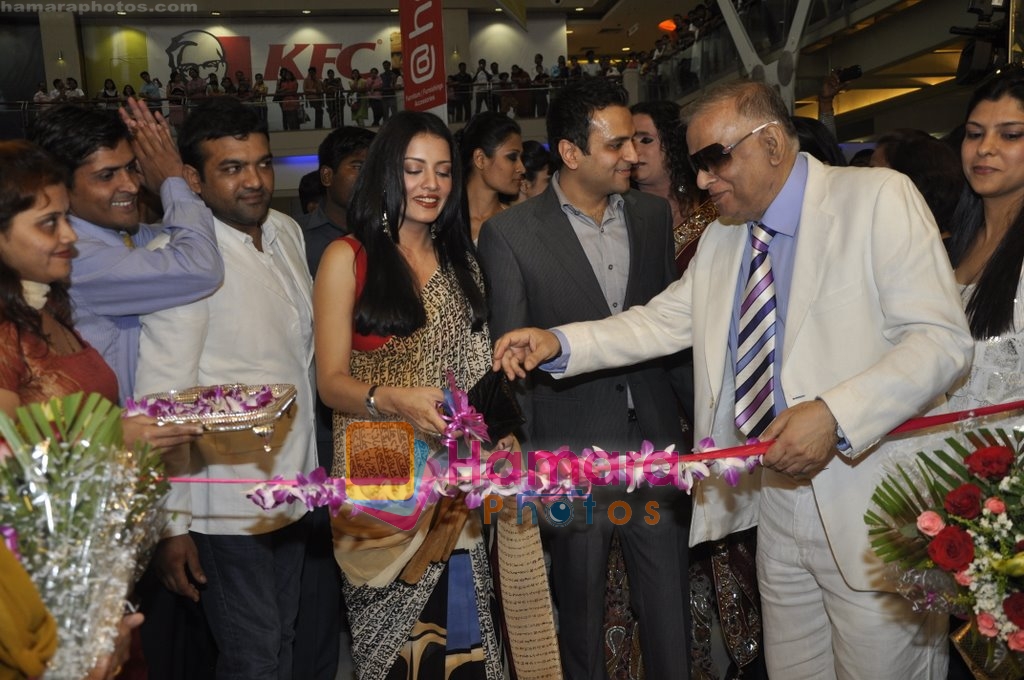Celina Jaitley at the Launch of Jashn store in Corum Mall, Thane on 18th April 2010 