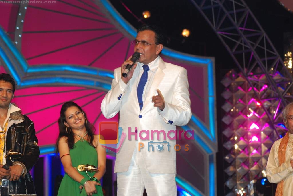 Mithun Chakraborty at the grand finale of Dance India Dance in Andheri Sports Complex on 23rd April 2010 