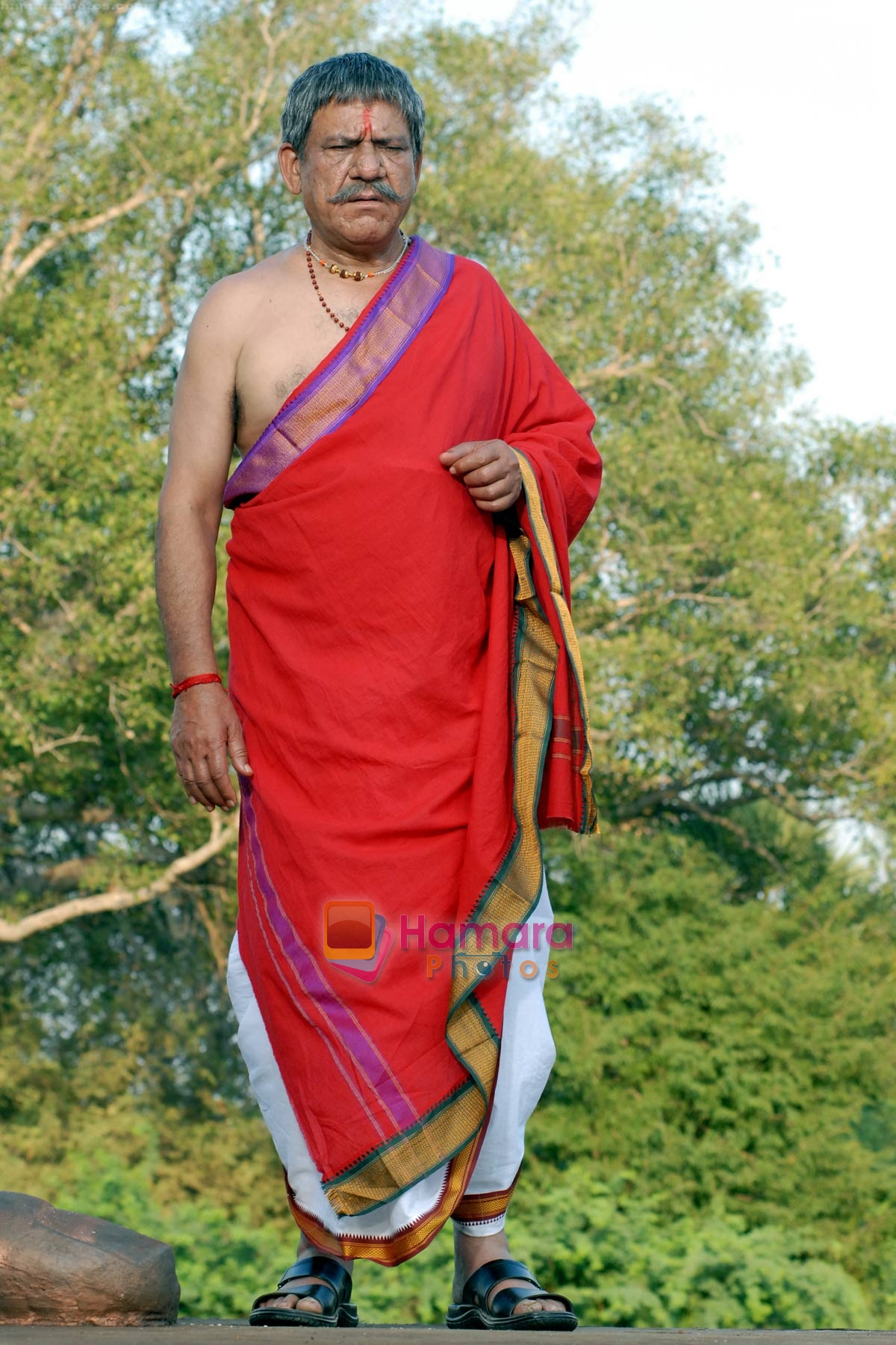 Om Puri in the still from movie Kushti