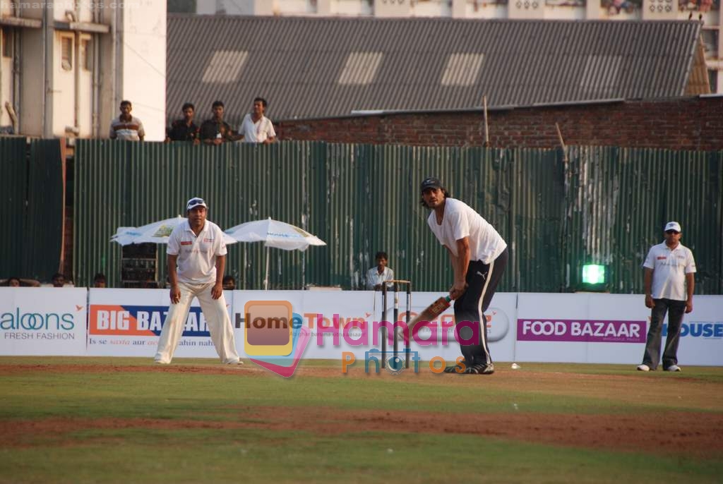 Arjun Rampal at Housefull cricket match in Goregaon on 1st May 2010 