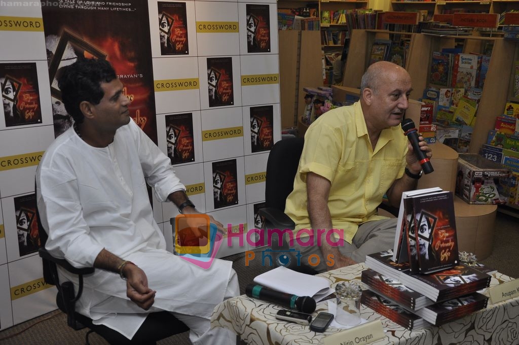 Anupam Kher unveils The Princely Gift book in Crossword, bandra, Mumbai on 5th May 2010