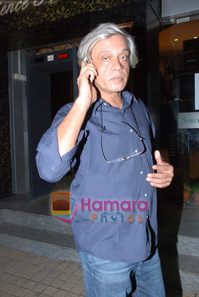 Sudhir Mishra at It's Wonderful Afterlife Premiere in PVR, Juhu on 6th May 2010 