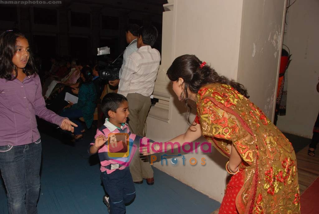 Shaina NC at Giants find raiser in Birla Matushree on 7th May 2010 