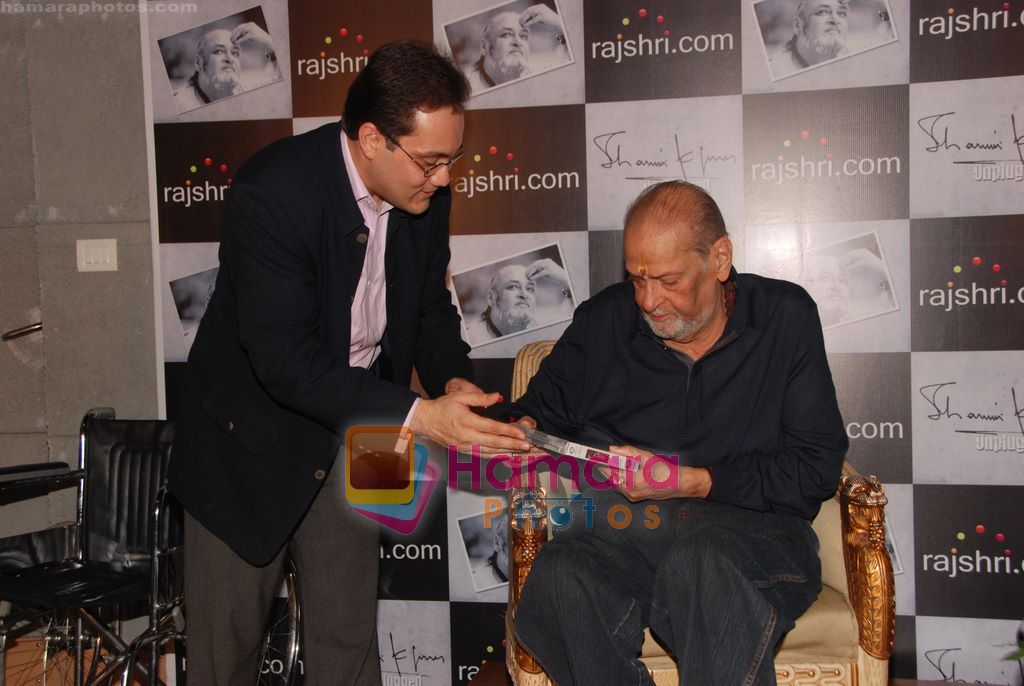 Shammi Kapoor unveils his Unplugged Videos on Rajshri.com in Dadar, Mumbai on 18th May 2010 