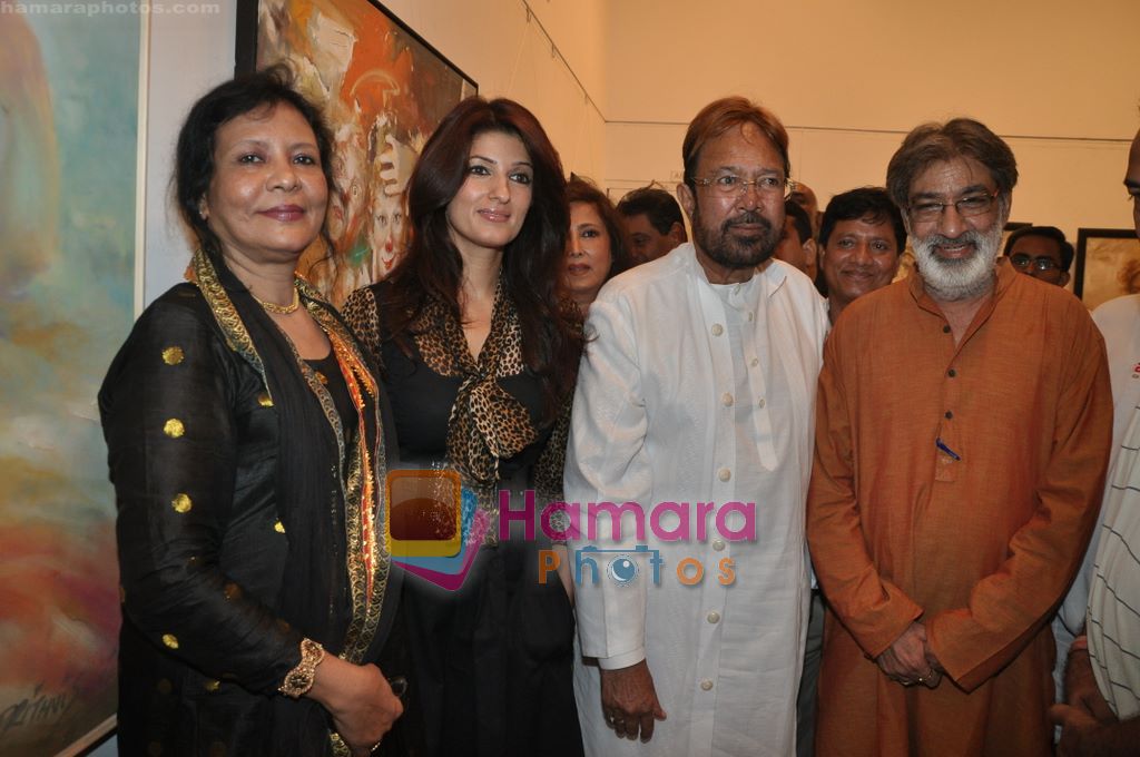 Twinkle Khanna and Rajesh khanna inaugurate Prithvi Soni exhibition in Jehangir Art Galery, Mumbai on 27th May 2010 