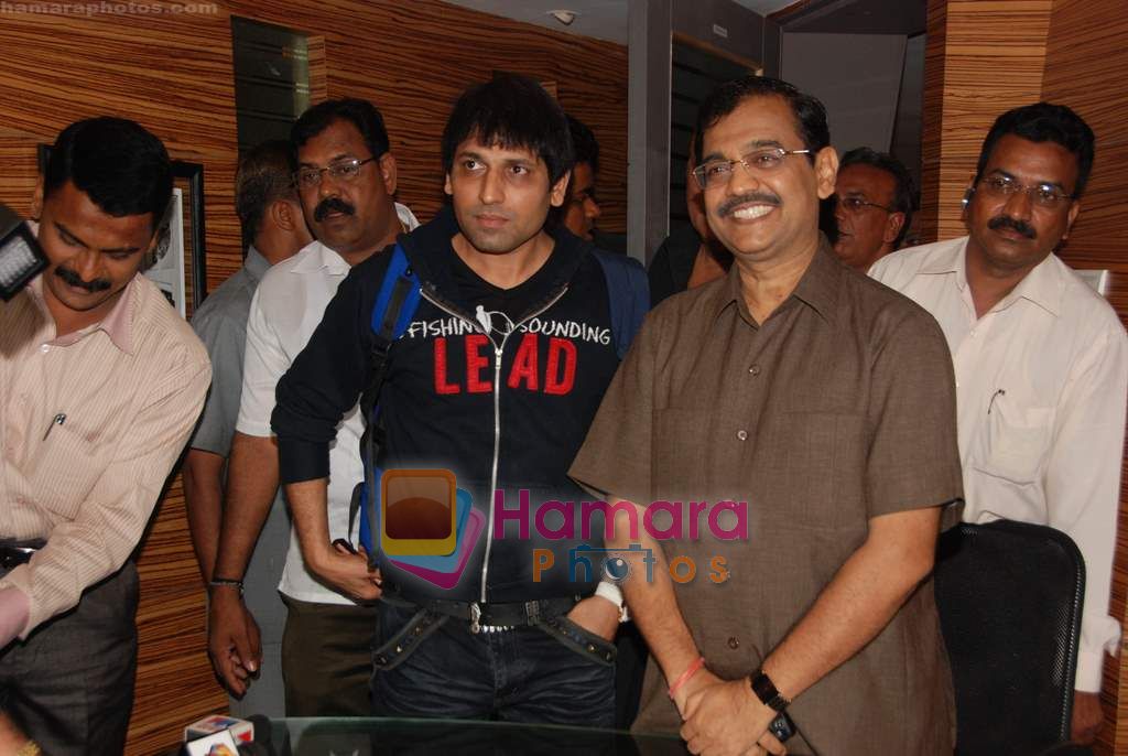 Rajan Verma at the premiere of film Ashok Chakra in Fun on 27th May 2010 