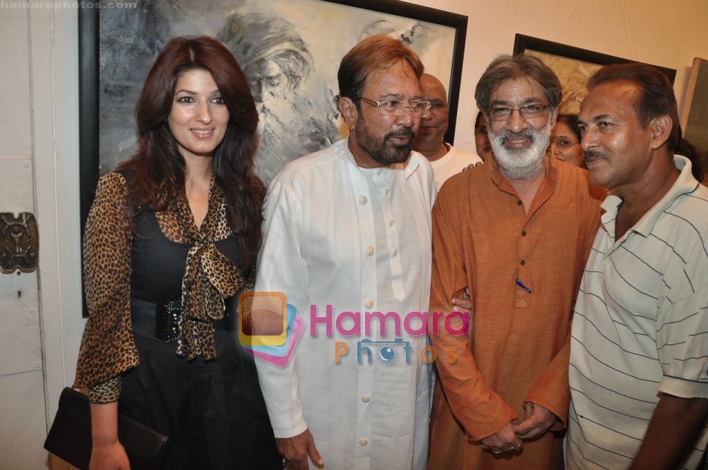 Twinkle Khanna and Rajesh khanna inaugurate Prithvi Soni exhibition in Jehangir Art Galery, Mumbai on 27th May 2010