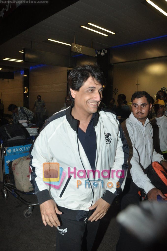 Shiamak Dawar leave for IIFA Srilanka in International Airport, Mumbai on 3rd June 2010 