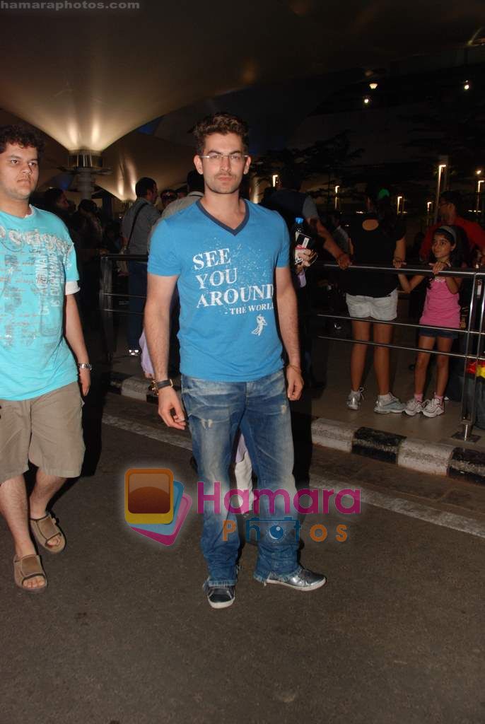 Neil Mukesh arrive back from IIFA in Mumbai Airport on 6th June 2010 