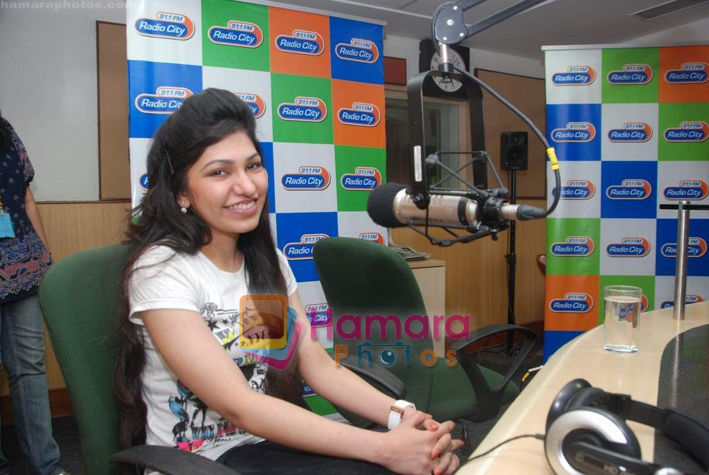 Tulsi Kumar promote film Aashayein in Radio City on 23rd July 2010 