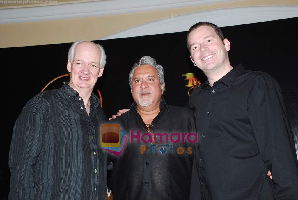 Vijay Mallya at Vijay Mallya's comedy show featuring artists from Whose Line is It Anyway in ITC Parel on 24th July 2010 