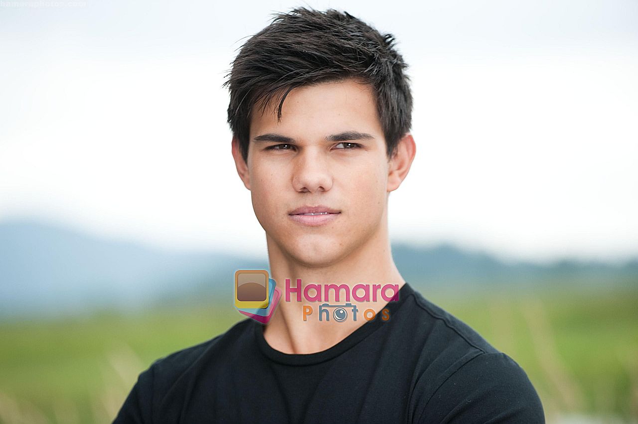 Taylor Lautner in the still from movie twilight eclipse 