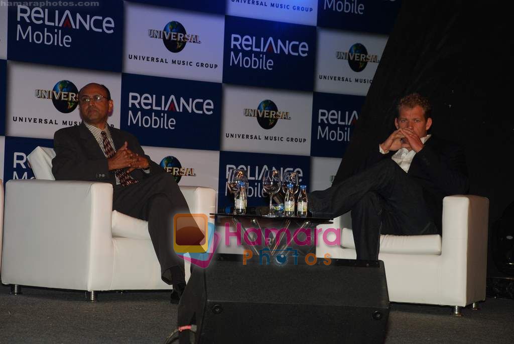  at Reliance Mobile 3G tie up with Universal Music in Trident on 4th Aug 2010