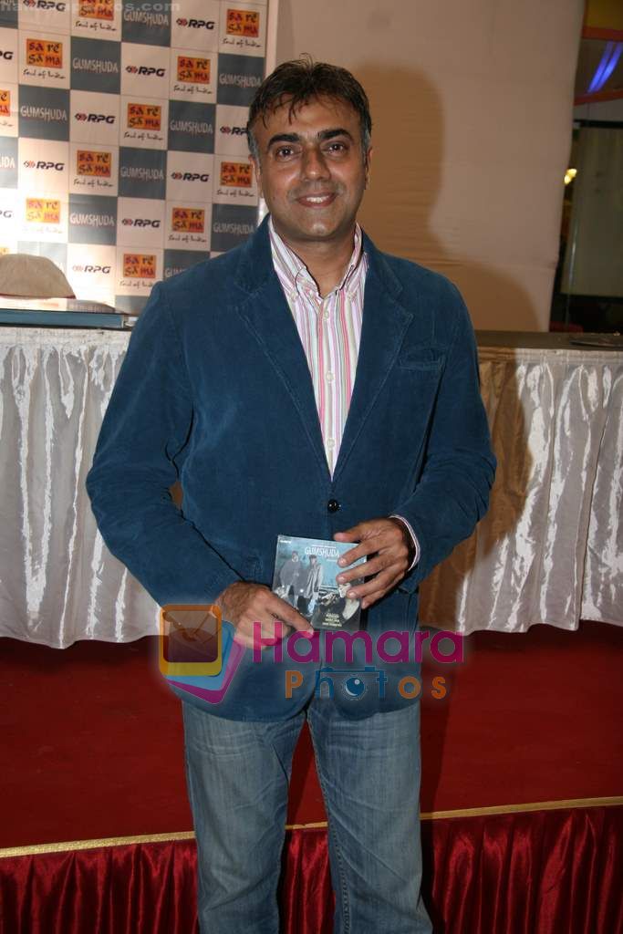 Rajit Kapoor at Gumshuda film music launch in Renaissance Club on 5th Aug 2010 