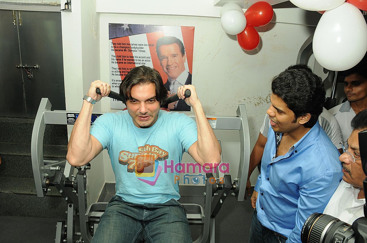 Sohail Khan at Prabodh Davkhare's World Gym - 2nd Anniversary on 9th Aug 2010 