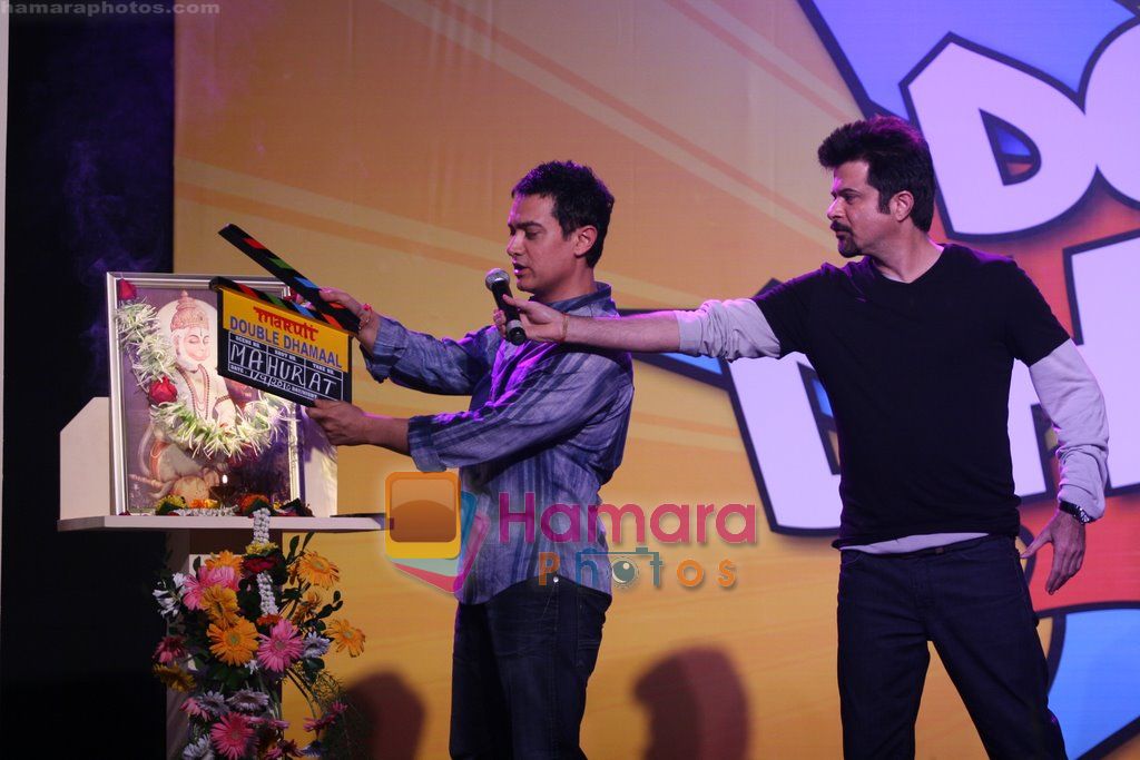 Aamir Khan, Anil Kapoor at Double dhamaal Launch in Mehboob Studio, Mumbai on 1st Sept 2010 