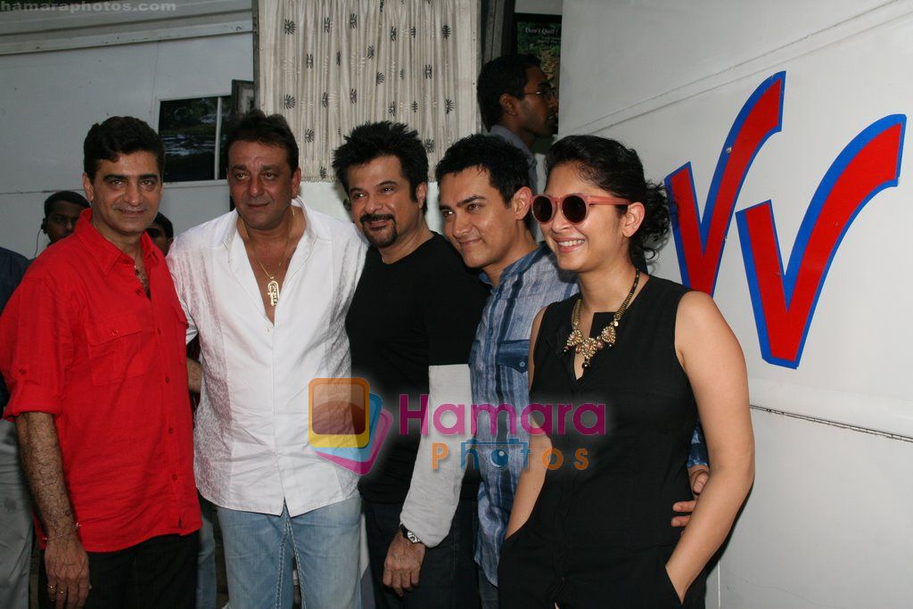 Sanjay Dutt, Aamir Khan, Anil Kapoor, Kiran Rao at Double dhamaal Launch in Mehboob Studio, Mumbai on 1st Sept 2010 
